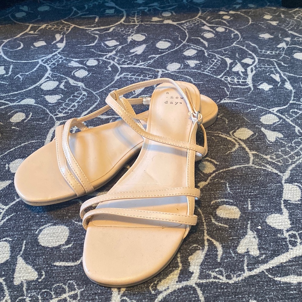 Formal sandals